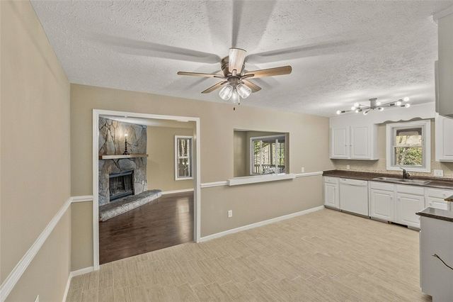 124 Nottingham Lane, Easley, SC 29640