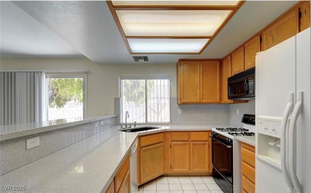 1825 Capilano Lane, North Las Vegas, NV 89031