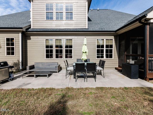 916 Shasta Daisy Drive, Wake Forest, NC 27587