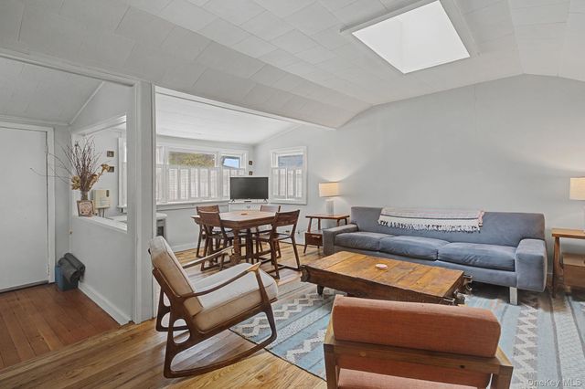 36 W Read Avenue, Smallwood, NY 12720