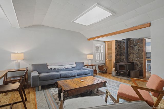 36 W Read Avenue, Smallwood, NY 12720