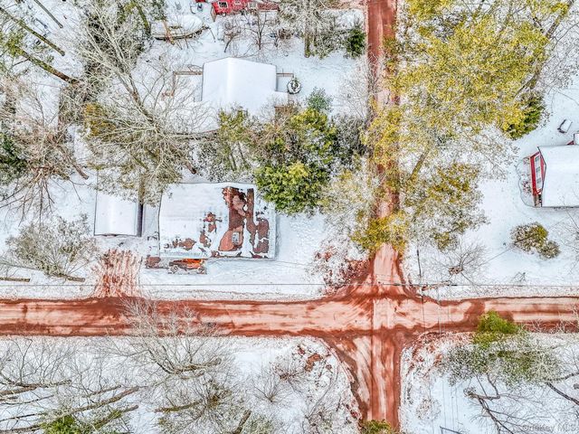 36 W Read Avenue, Smallwood, NY 12720