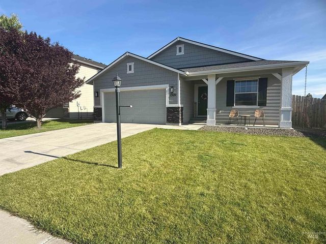 10619 Blue Springs St, Nampa, ID 83687