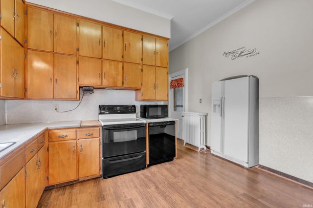 208 S Morton Street, Kendallville, IN 46755