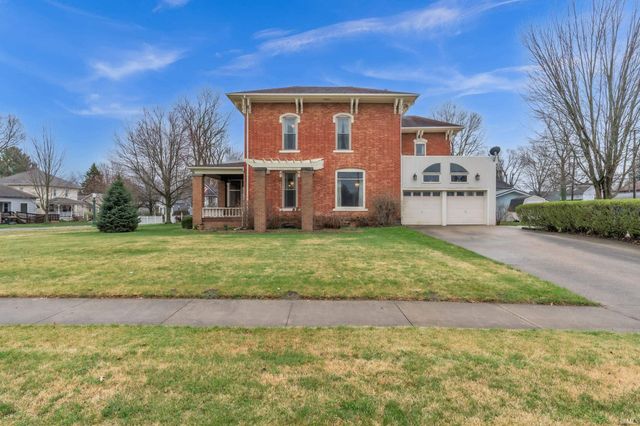 208 S Morton Street, Kendallville, IN 46755