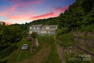 505 Old Home Place Drive, Marshall, NC 28753