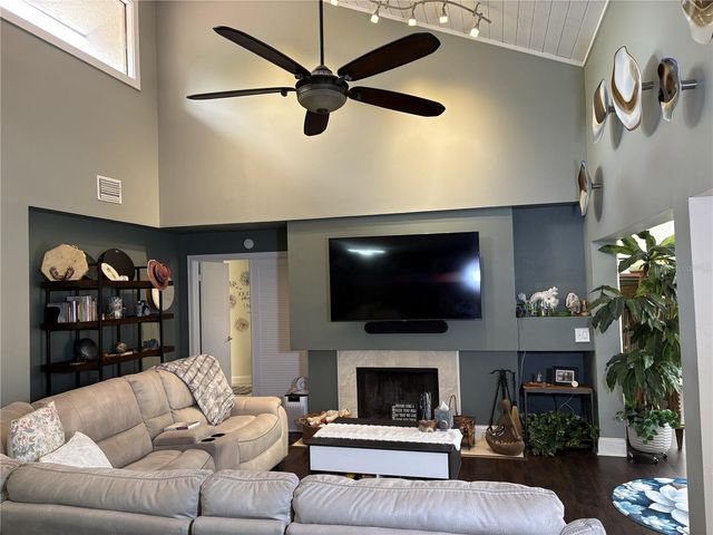1000 WINDERLEY PLACE 226, Maitland, FL 32751