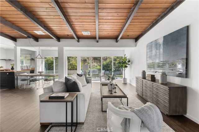 1422 Kempton, Monterey Park, CA 91755