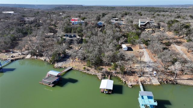 160 Lake Point Drive, Gordon, TX 76453