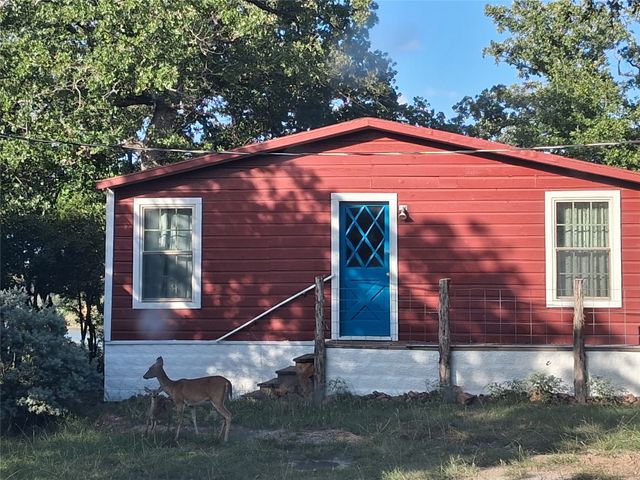 160 Lake Point Drive, Gordon, TX 76453