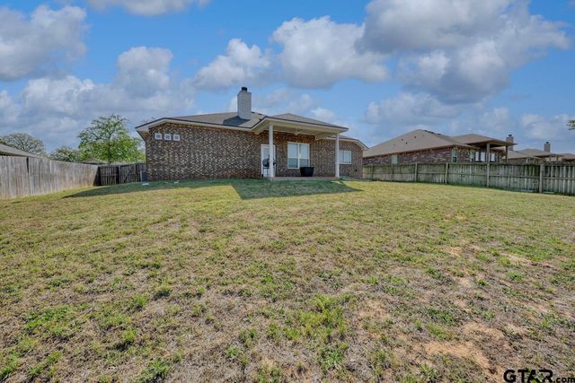 500 Asher Lane, Lindale, TX 75771