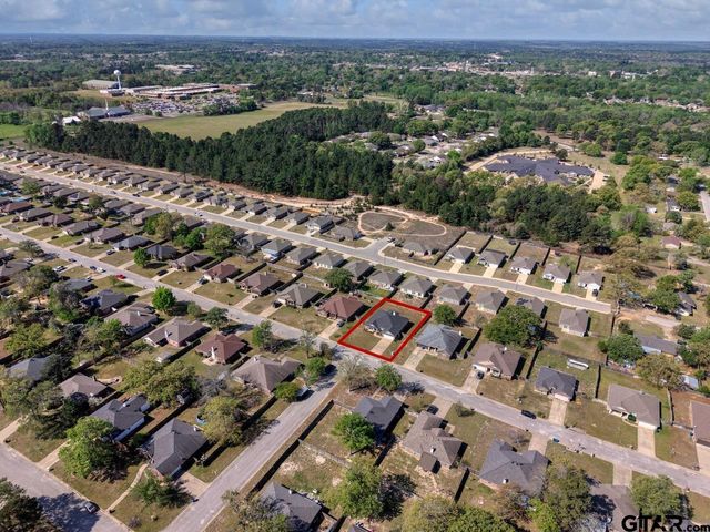 500 Asher Lane, Lindale, TX 75771