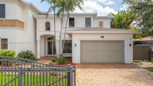 260 NE Wavecrest Ct, Boca Raton, FL 33432