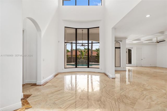 260 NE Wavecrest Ct, Boca Raton, FL 33432