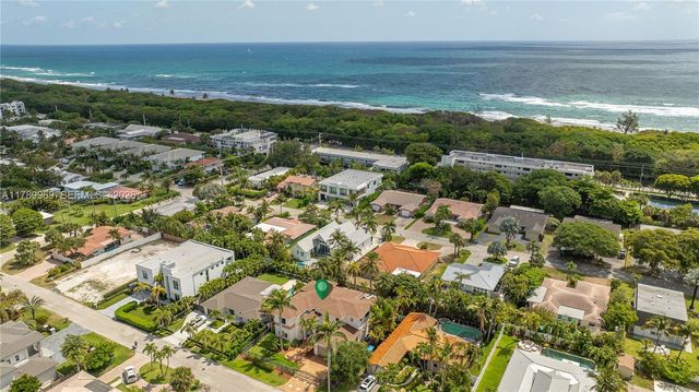 260 NE Wavecrest Ct, Boca Raton, FL 33432