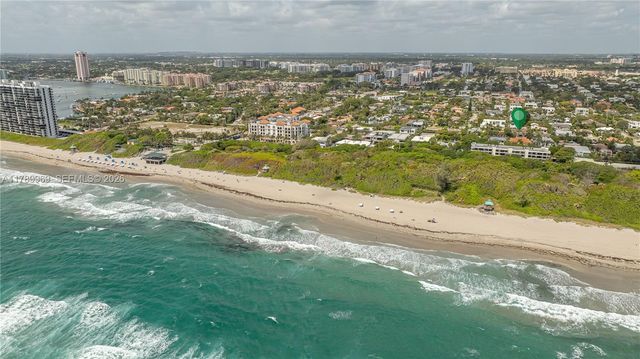 260 NE Wavecrest Ct, Boca Raton, FL 33432