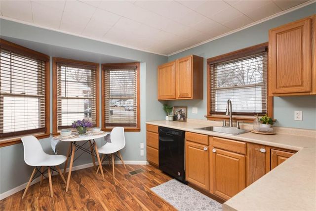 1524 W Sheley Road, Independence, MO 64052