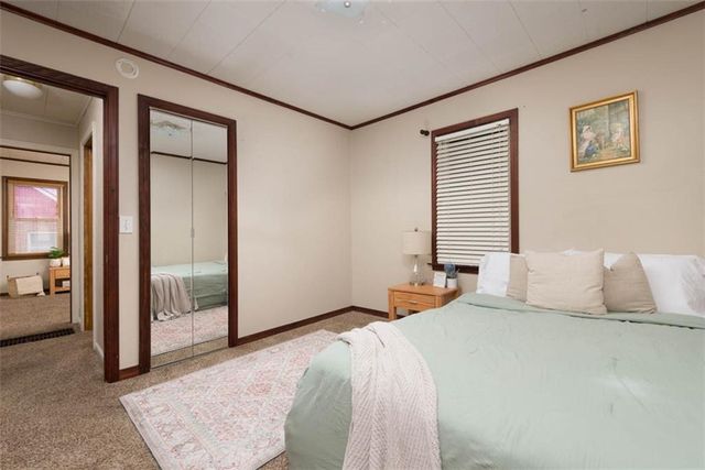 1524 W Sheley Road, Independence, MO 64052