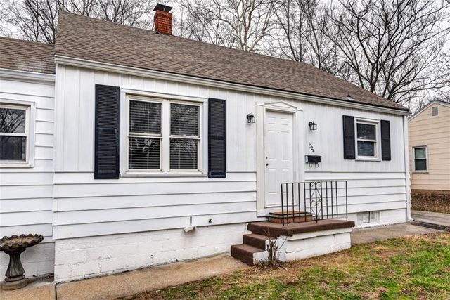 1524 W Sheley Road, Independence, MO 64052