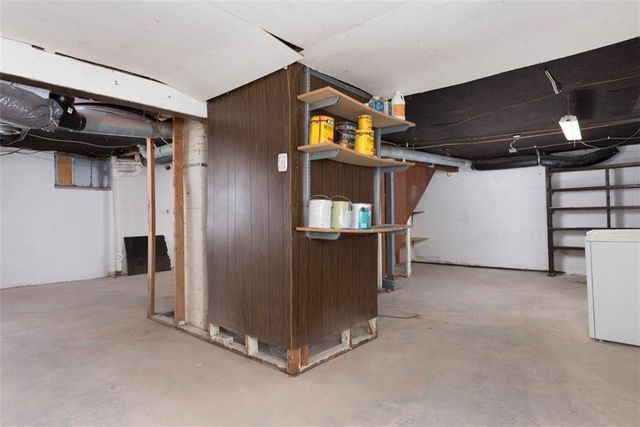 1524 W Sheley Road, Independence, MO 64052