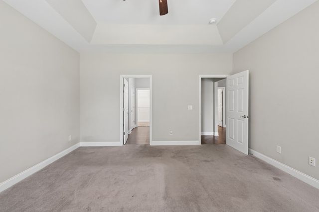 1374 Coates Ln, Gallatin, TN 37066