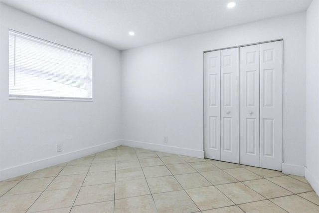 1015 NE 17th Avenue 102, Fort Lauderdale, FL 33304