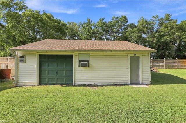 1336 Poquoson AVE, Poquoson, VA 23662
