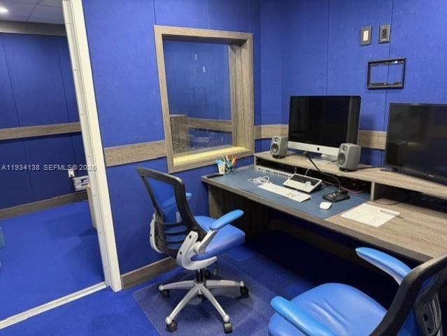 5465 NW 36th St, Miami Springs, FL 33166