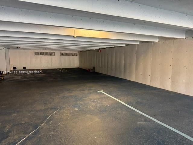 5465 NW 36th St, Miami Springs, FL 33166