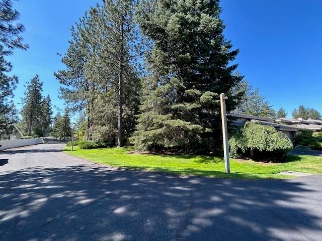 1524 E Cambridge Ln, Spokane, WA 99203