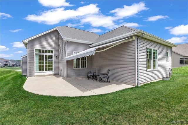 5383 Alderbrook Lane, Clarence, NY 14031