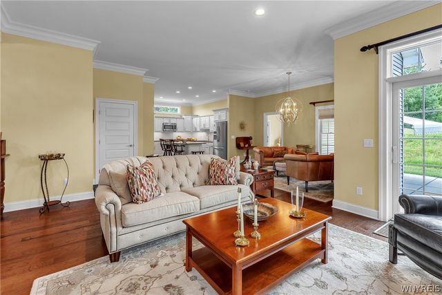 5383 Alderbrook Lane, Clarence, NY 14031
