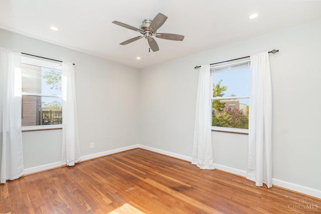 389 Grand Avenue, Cincinnati, OH 45205