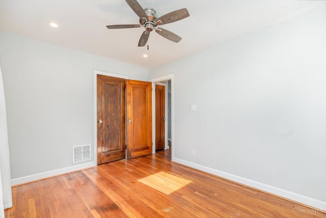 389 Grand Avenue, Cincinnati, OH 45205