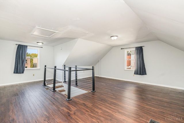 389 Grand Avenue, Cincinnati, OH 45205