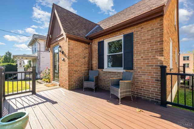 389 Grand Avenue, Cincinnati, OH 45205