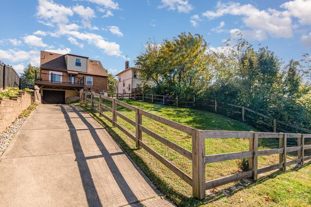 389 Grand Avenue, Cincinnati, OH 45205