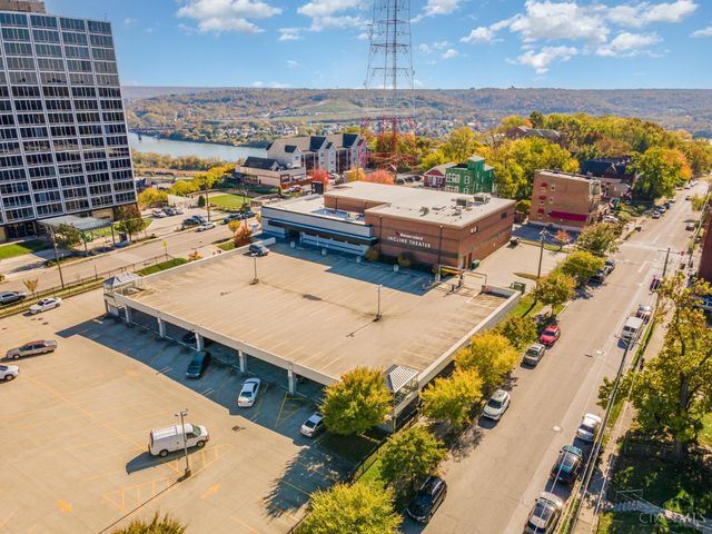 389 Grand Avenue, Cincinnati, OH 45205