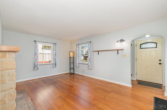 389 Grand Avenue, Cincinnati, OH 45205