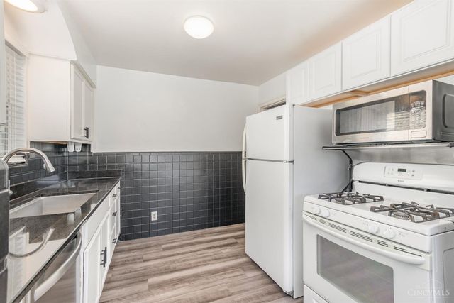 389 Grand Avenue, Cincinnati, OH 45205