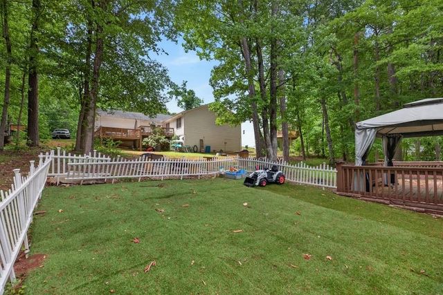 4158 Berkshire Court, Villa Rica, GA 30180