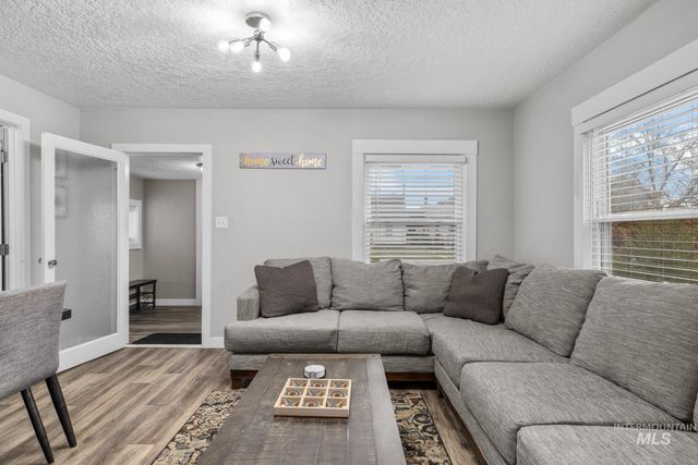 112 17th Ave S, Nampa, ID 83651