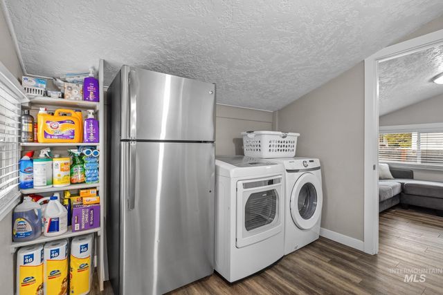 112 17th Ave S, Nampa, ID 83651