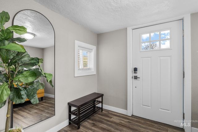 112 17th Ave S, Nampa, ID 83651