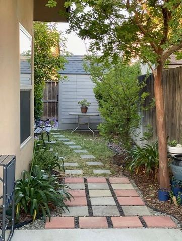 5445 N Salinas Avenue, Fresno, CA 93722