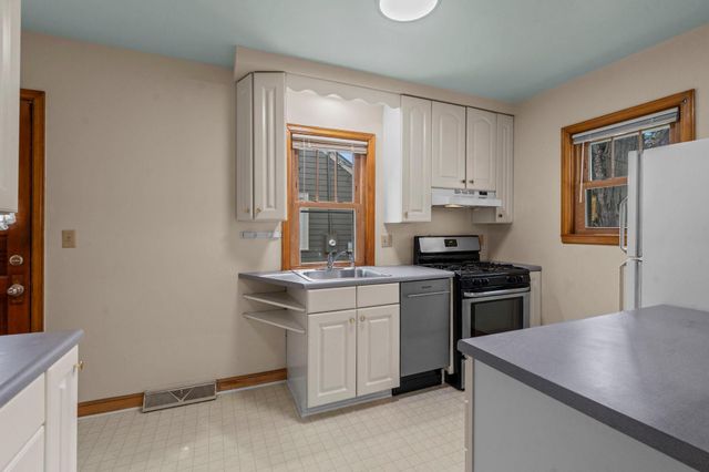 5750 Pleasant Avenue, Minneapolis, MN 55419