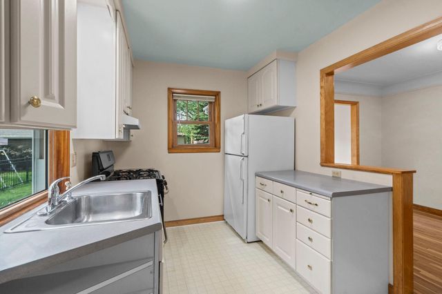 5750 Pleasant Avenue, Minneapolis, MN 55419