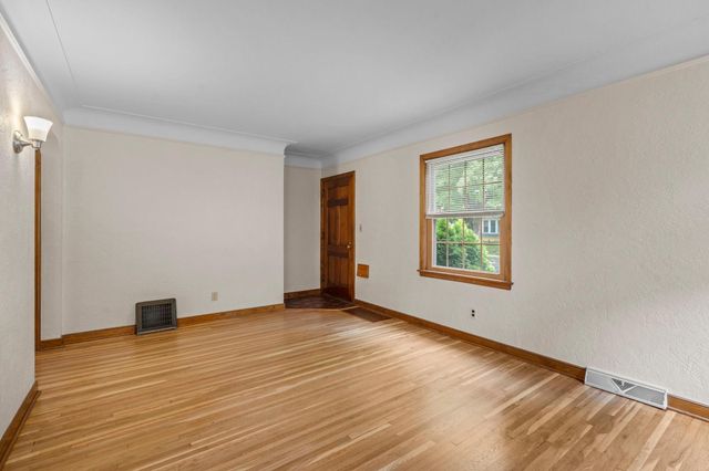5750 Pleasant Avenue, Minneapolis, MN 55419