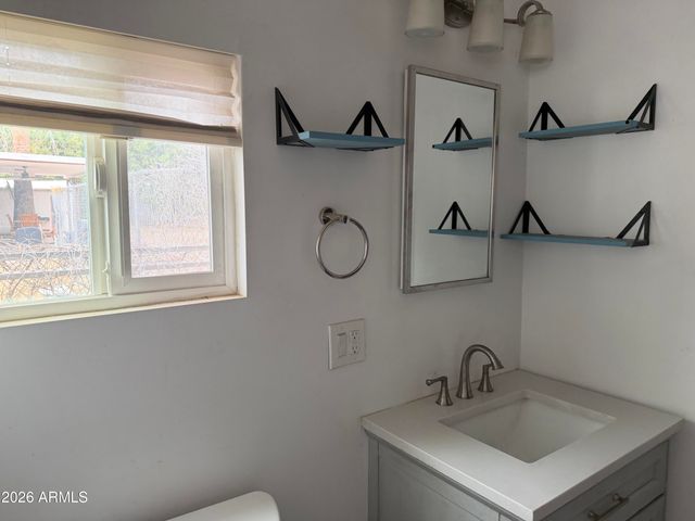 2646 W Morten Avenue, Phoenix, AZ 85021