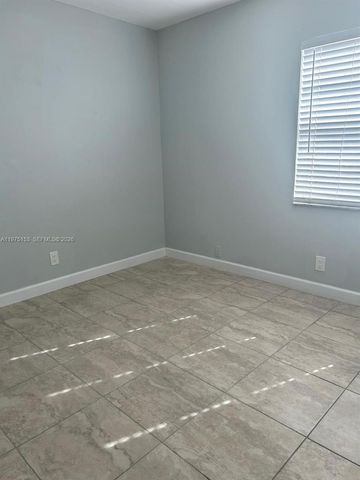 802 Twin Lakes Dr 17-A, Coral Springs, FL 33071